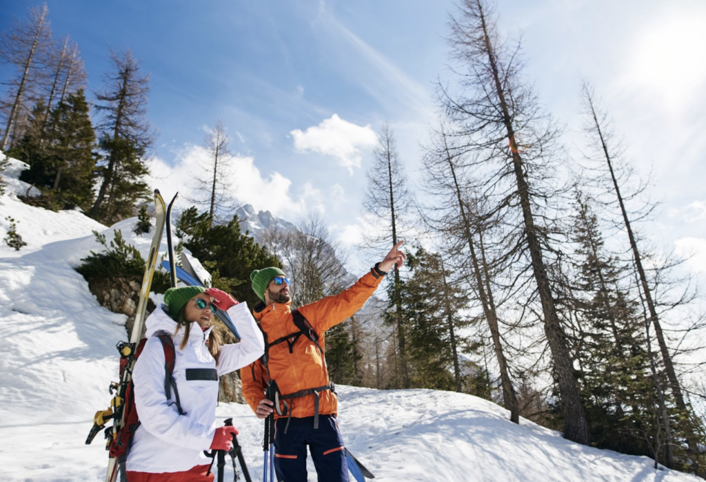 Winter Hiking Tips to Keep You Safe (and Warm!)